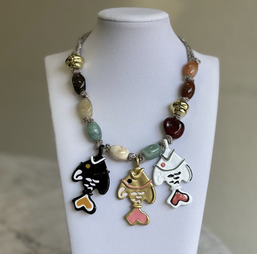 THE THREE FRIENDS NECKLACE