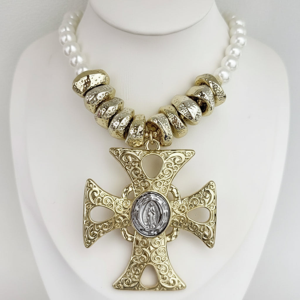 CROSS PEARLS NECKLACE